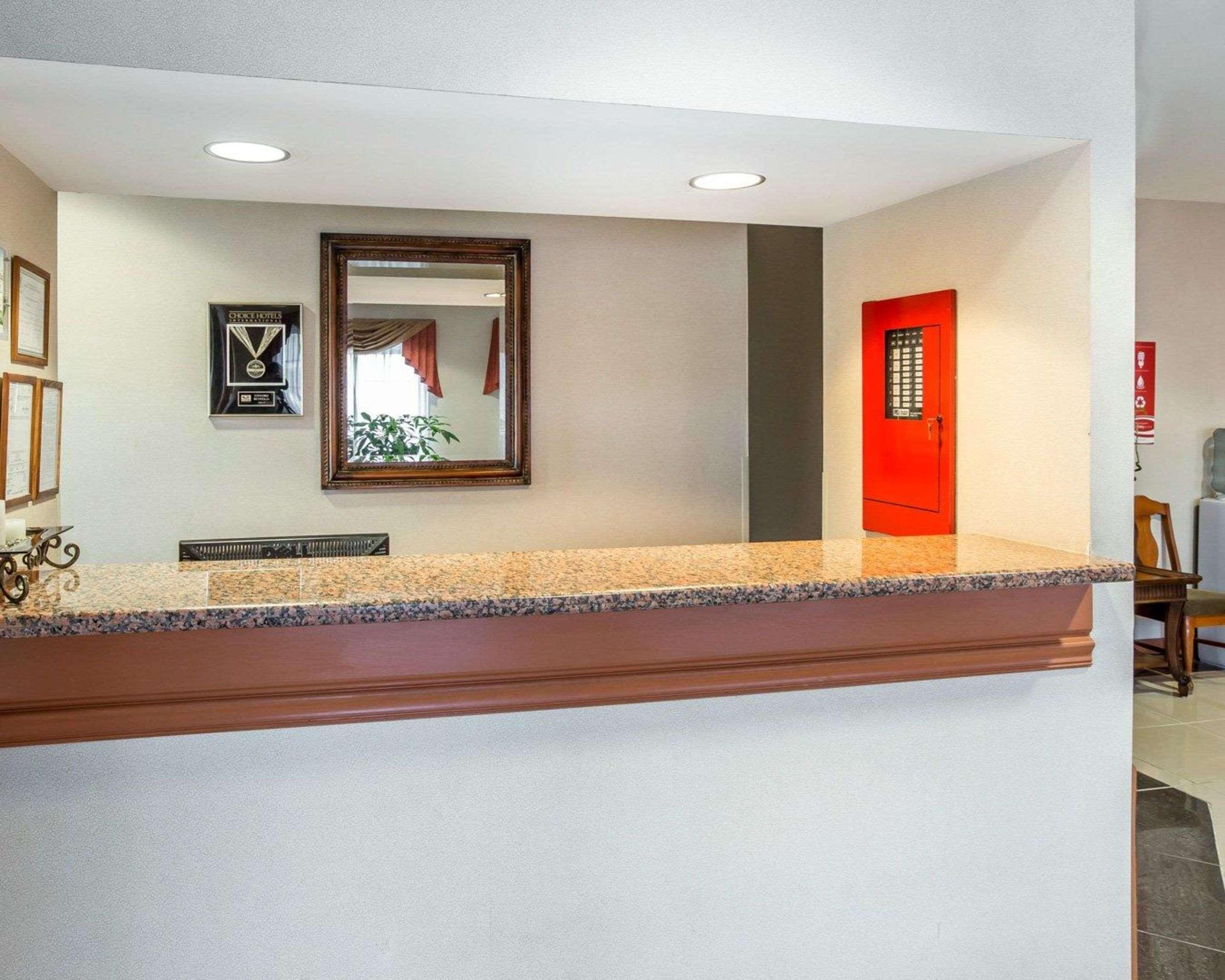 Econo Lodge Brunswick Exteriér fotografie